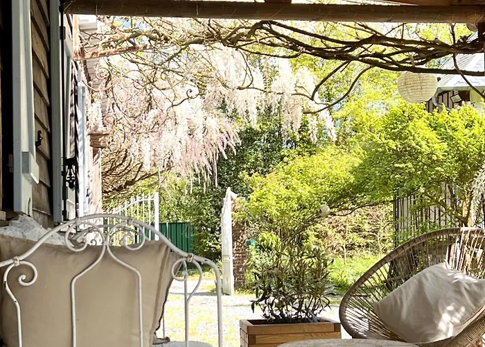 La Maison De Manou Guest house 3*